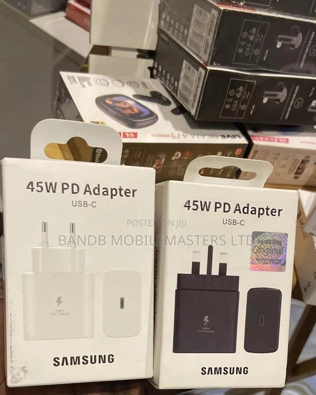Samsung 45W PD USB-C Super Fast Charger Adapter | Black White · Photo 1