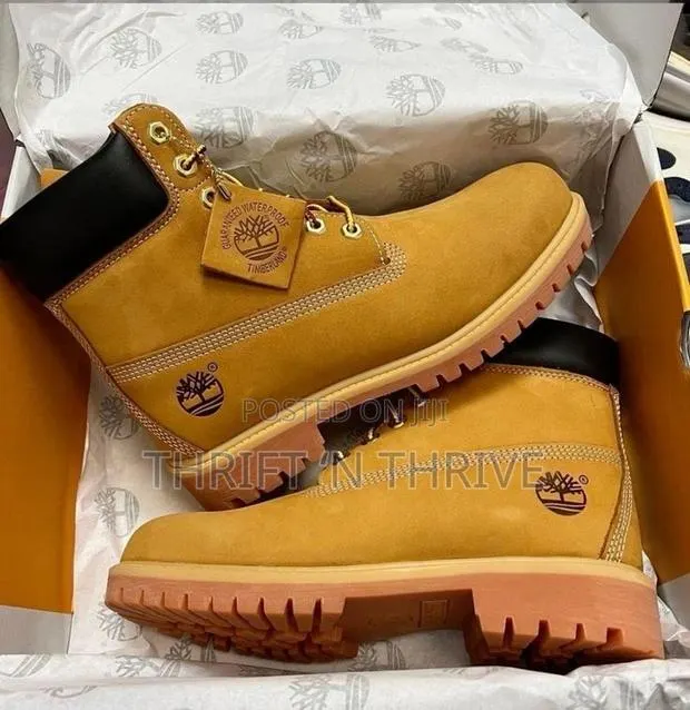 Timberland Boot Premium Waterproof Nubuck Leather. · Photo 1