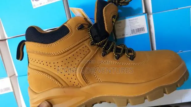 Safetoe Boot 8346/Quality Boot · Photo 1