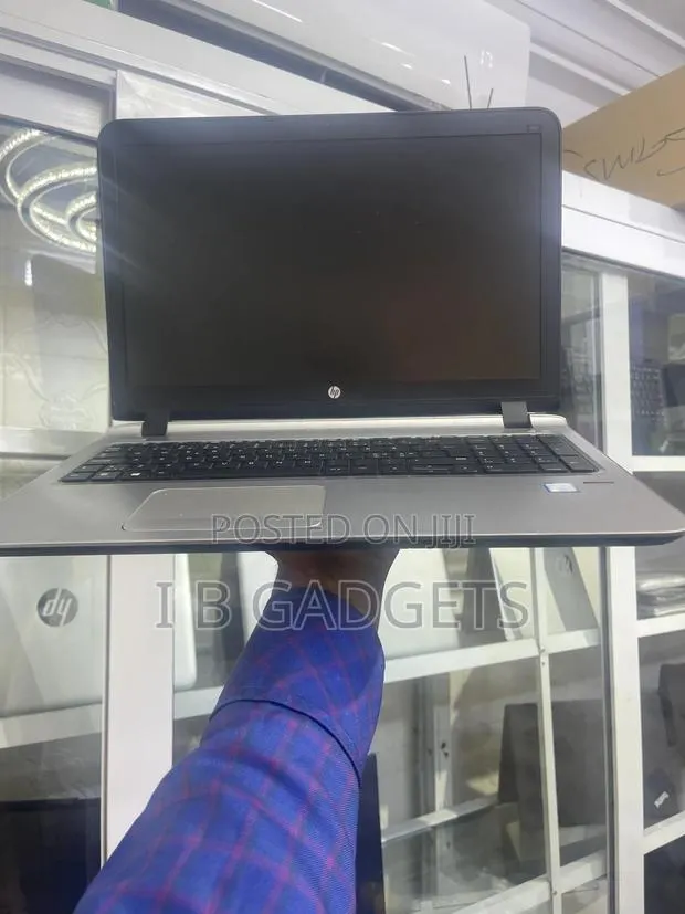 Laptop HP ProBook 450 G3 8GB Intel Core i5 HDD+SSD 500GB · Photo 1