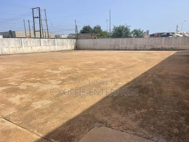3000 SQM Warehouse at South Industrial Area for Rent · Photo 1