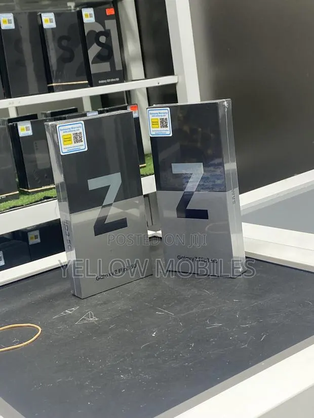 New Samsung Galaxy Z Flip 3 256 GB Blue · Photo 1