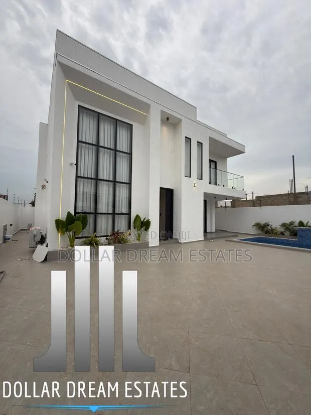 Furnished 4bdrm House in East Legon for sale · Photo 1