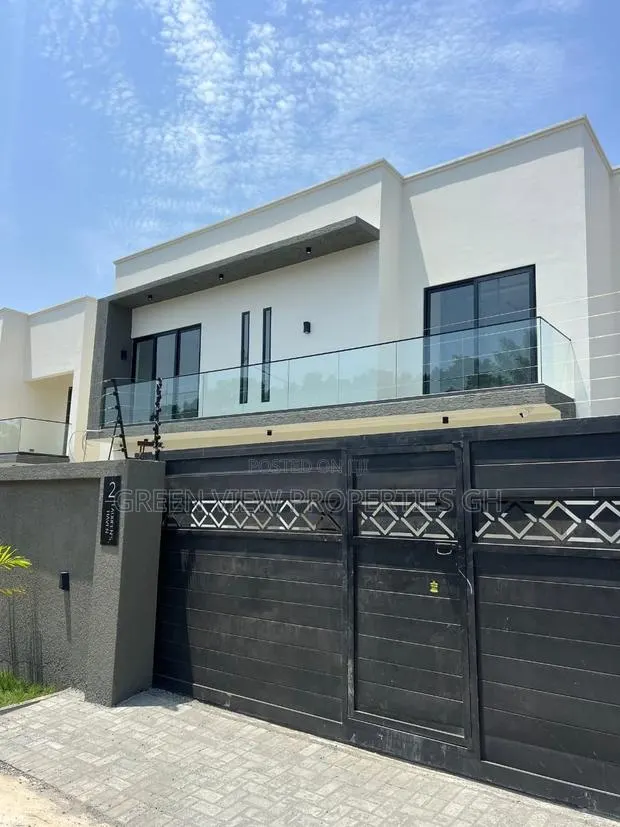 4bdrm Duplex in East Legon for rent · Photo 1
