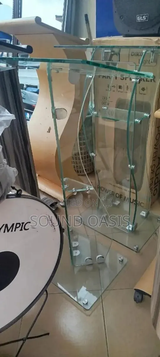 Glass Pulpit (Plain) · Photo 1