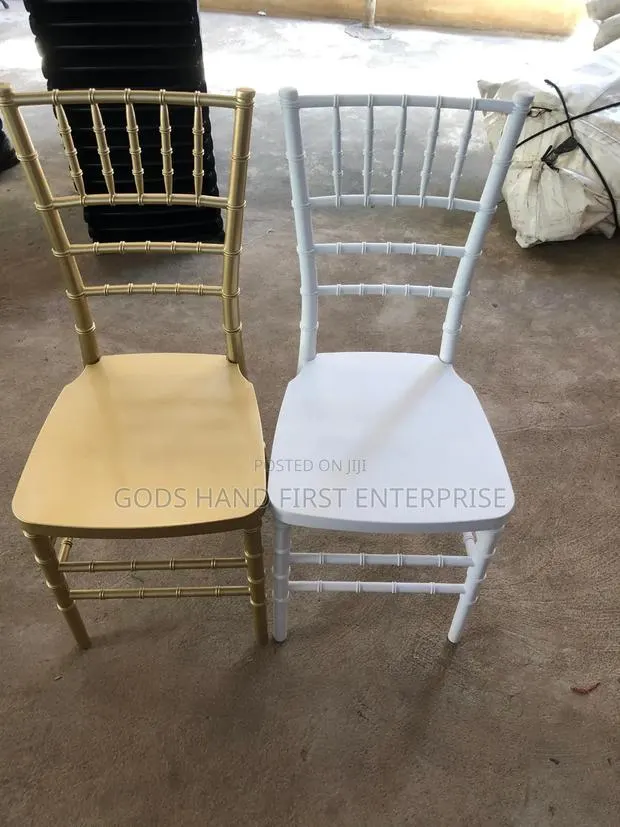 Neat Chiavari Chairs for Rent · Photo 1