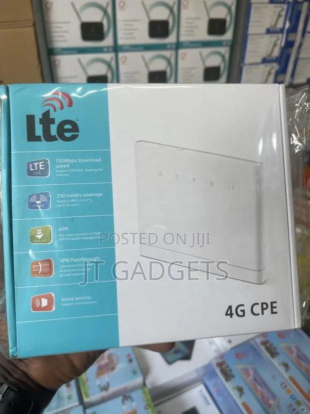 4G LTE CPE Router: Plug, Play & Share Internet · Photo 1