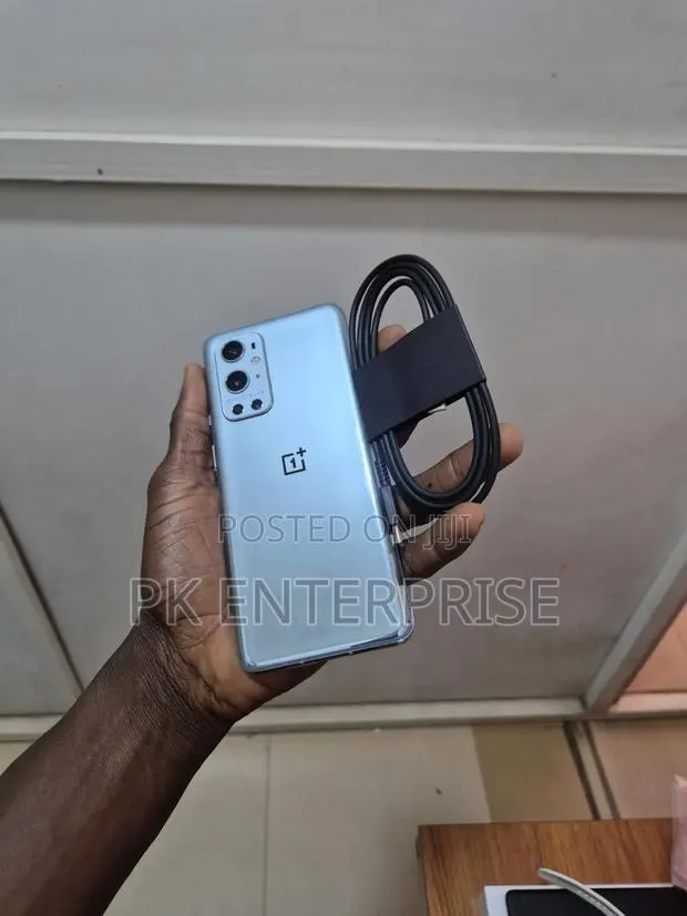 New OnePlus 9 Pro 128 GB · Photo 1