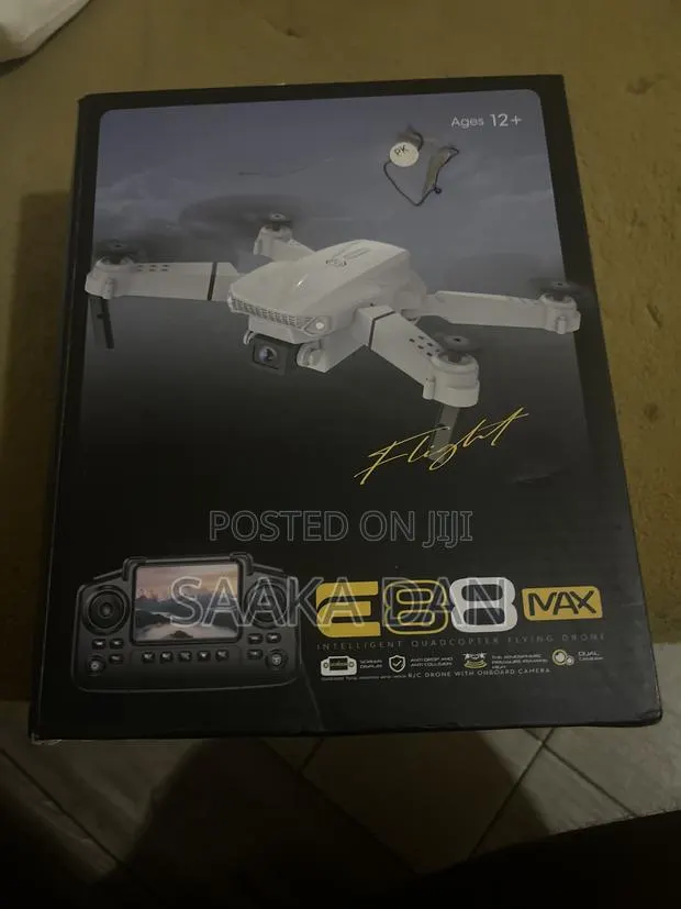 Foldable Drone With HD Camera & Screen Remote -for Beginners & Kids · Photo 1