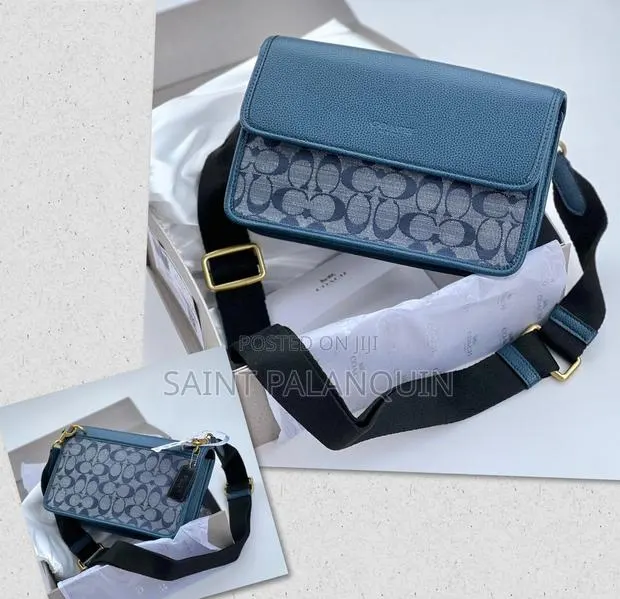 Unisex Side Bags · Photo 1