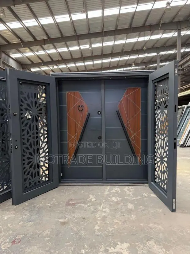 Double (Door - In - Door ) · Photo 1