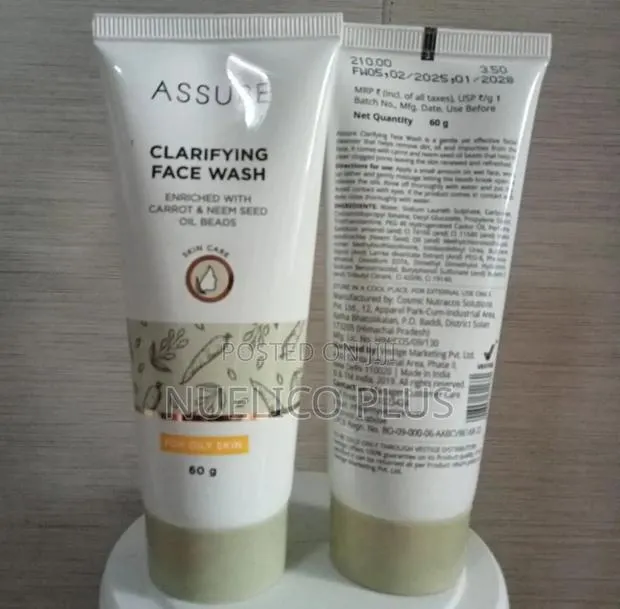 Assure Clarifying Face Wash · Photo 2