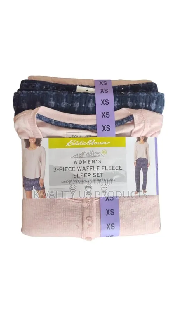 Eddie Bauer Women's Pyjamas Set- 3 Piece · Photo 1