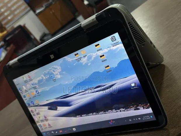 Laptop HP Pavilion 13 X360 4GB Intel Core I3 HDD 500GB · Photo 1
