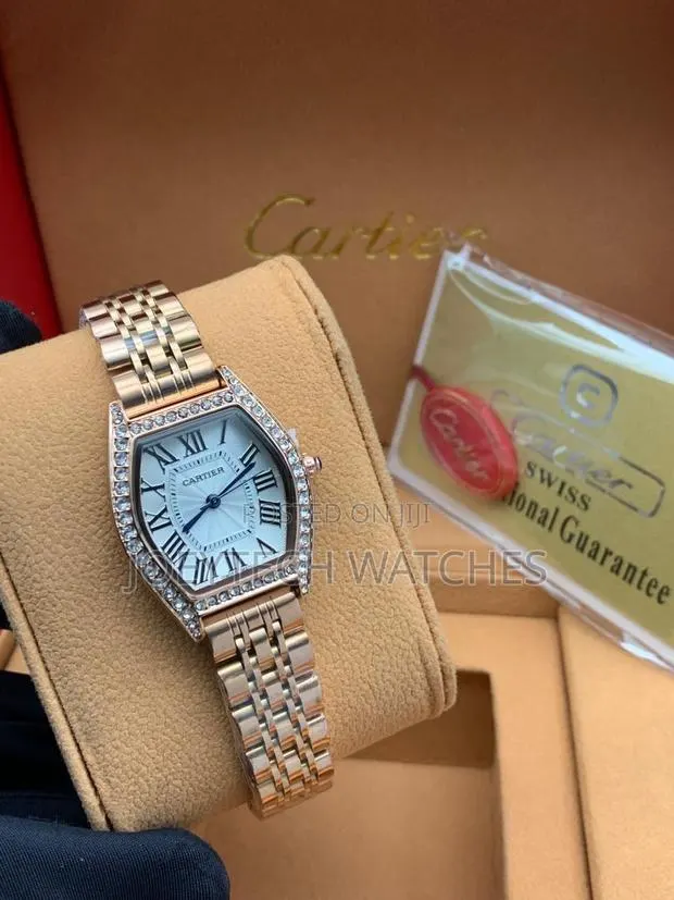 Cartier Watch for Ladies · Photo 1