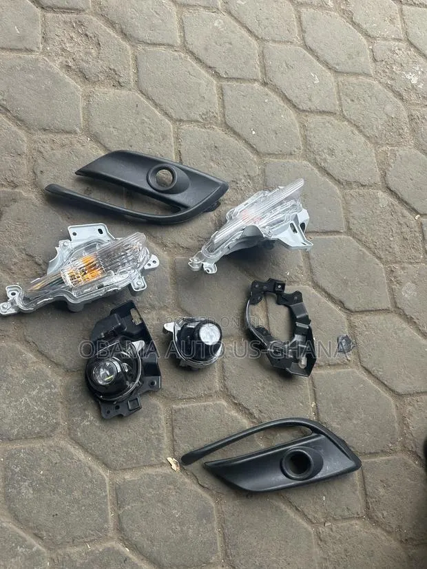 Mazda 3 / Axela 2017 2018 2019 Foglight/Fog Light/Cover Sets · Photo 1