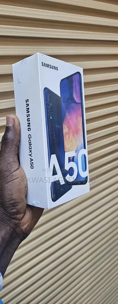 New Samsung Galaxy A50 128 GB Black · Photo 1