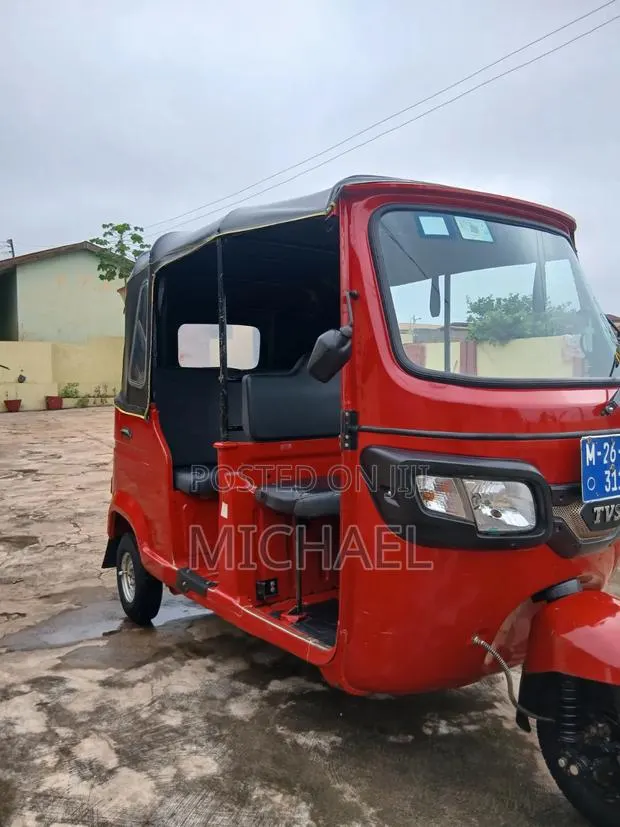TVS King Deluxe Plus iTouch Start 2026 Red · Photo 1