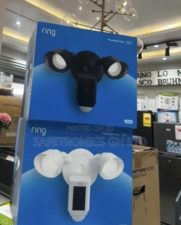 Premium Good Floodlight Cam Ring Plus (White) · Photo 1