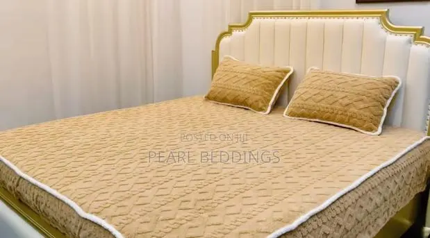 Quality Waterproof Fluffy Bed Cover Makes Bed Soft, Protect From Fluid · Photo 1