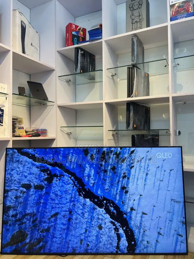 2024 Samsung Qled · Photo 1