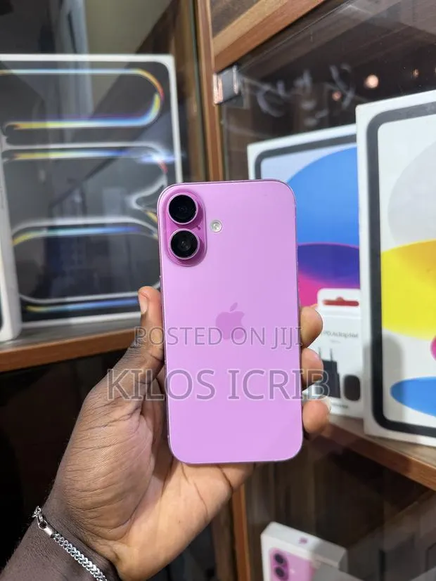 Apple iPhone 16 128 GB Pink · Photo 1