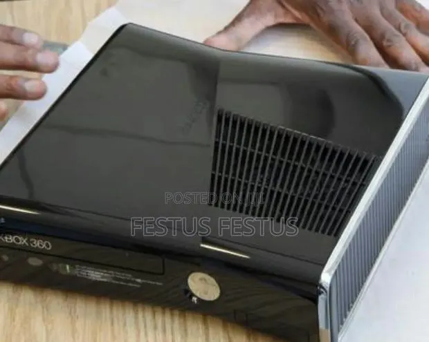 Xbox 360 Game With Fifa 26 · Photo 1