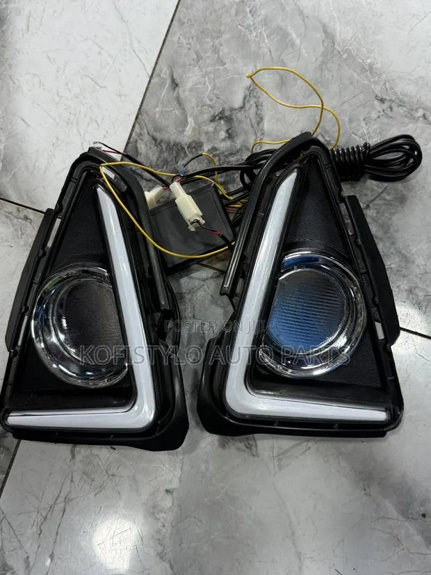 Toyota Rav 4 LED Fog Light Pair · Photo 1