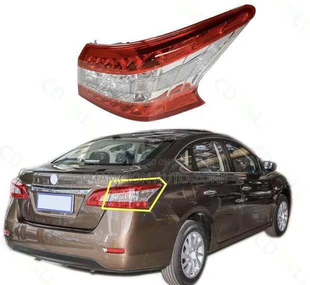 Nissan Sentra 2013-2014-2015 Tail Light · Photo 2