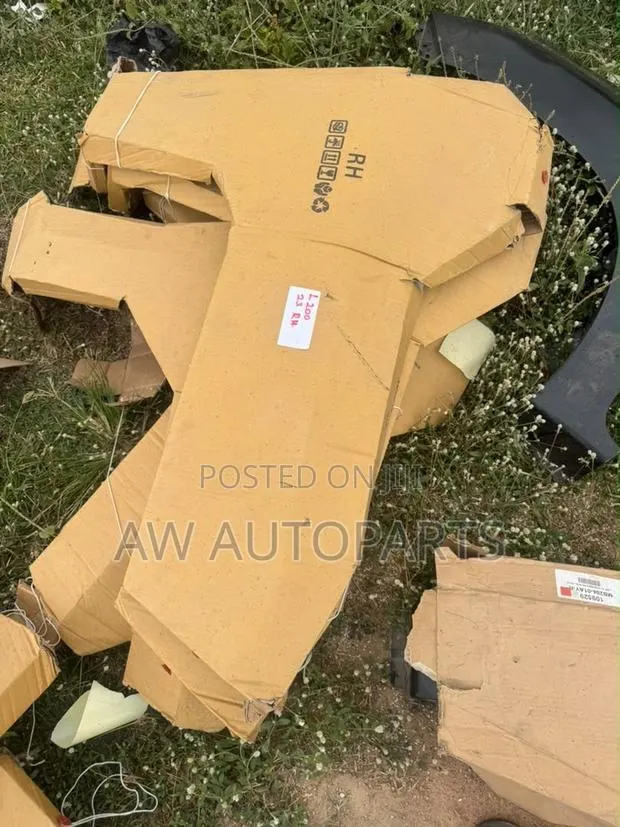 Mitsubishi L200 2023 Fender · Photo 1