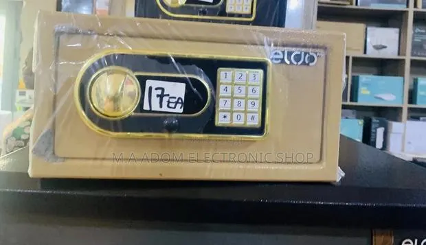 Eldo 17EA Pro Safe Box: Your Everyday Security Companion · Photo 1