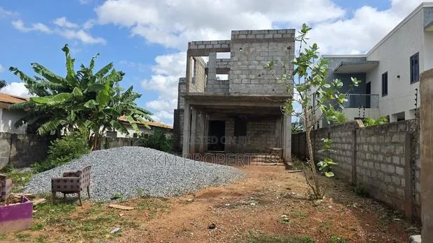5bdrm Mansion In Agbogba For Sale · Photo 1