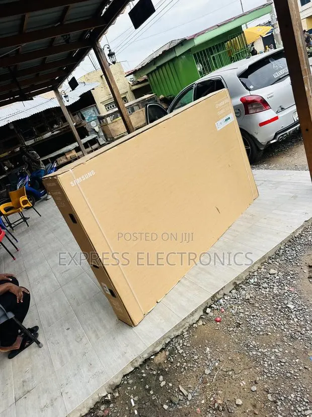 Long Lasting Effects 85 Inch Qled Q80c Smart Tv (2023)Samsung Tv · Photo 1