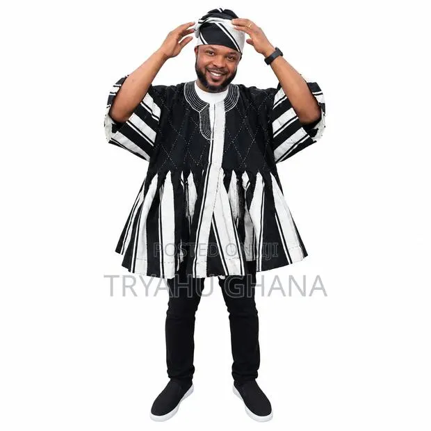 Black and White Durbar Smock Outfit — Traditional Northern Wear · Photo 1