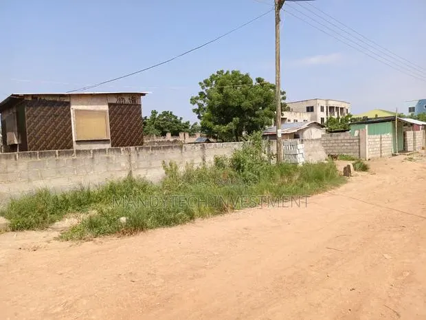 Prime Residential Land - Lakeside Com. 9 · Photo 1