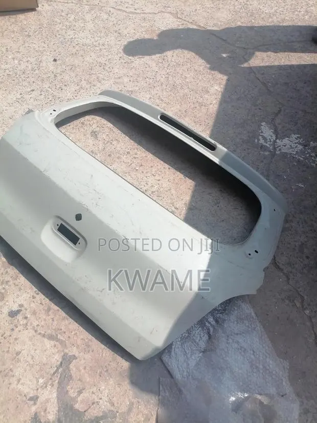 Booth Lid Maruti Suzuki 2014-2022 · Photo 1