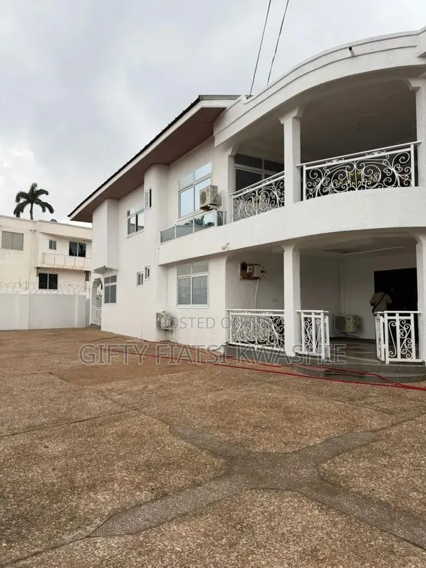 Furnished 6bdrm House in Ridge Danyame, Kumasi Metropolitan for rent · Photo 1