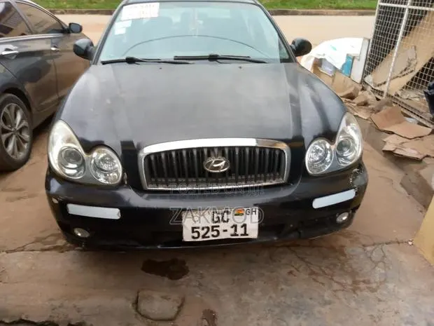 Hyundai Sonata 2004 Black · Photo 1