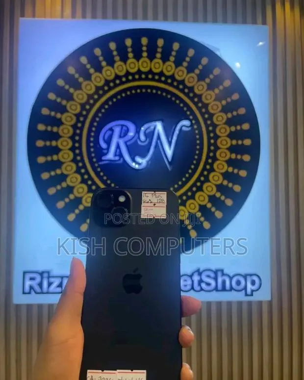 Apple iPhone 15 Plus 256 GB Black · Photo 1