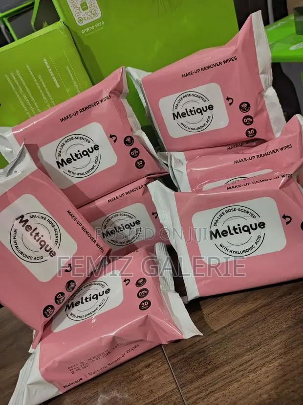 Oraimo Meltique Alcohol Free Hyaluronic Acid Make Up Remover Wipes · Photo 1