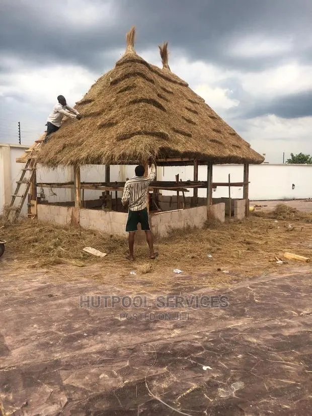 Triangular Summer Hut · Photo 1