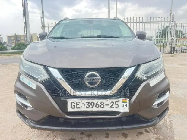 Nissan Qashqai 2015 Brown · Photo 1