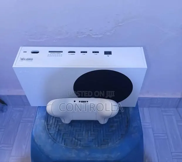 Xbox Series S · Photo 1
