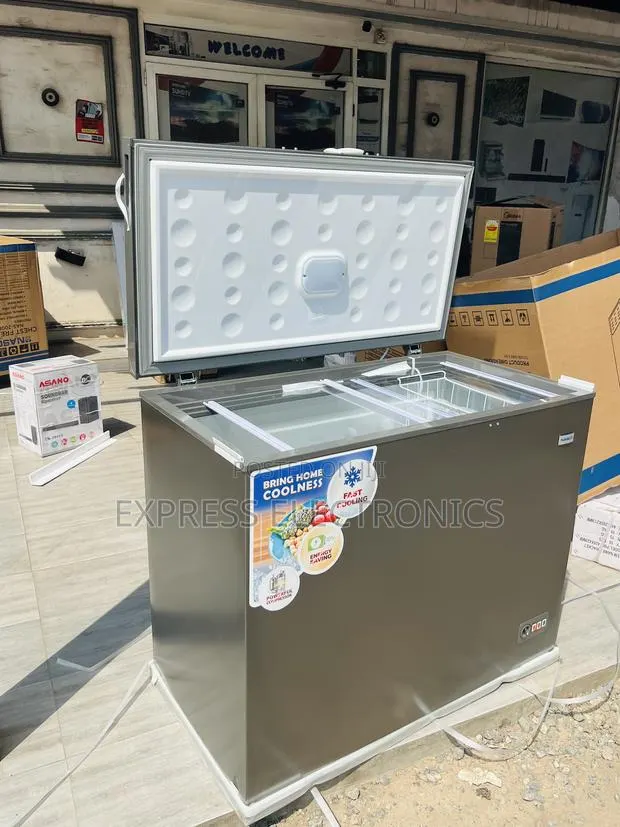 Best Buy for Less Chest Freezer Single Door 380L · Photo 1