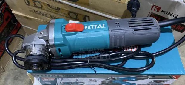 Angle Grinder 900w Total · Photo 1