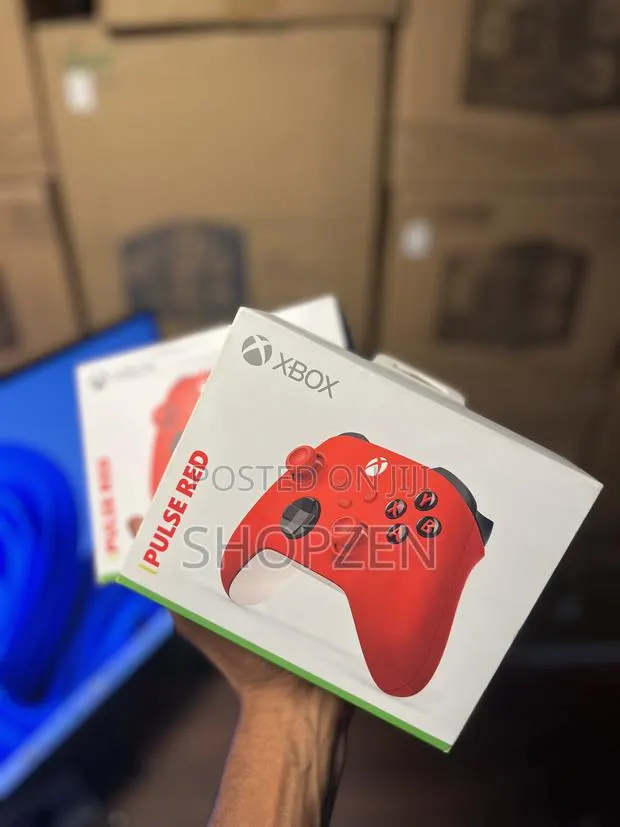 Pulse Red Xbox Wireless Controller · Photo 1