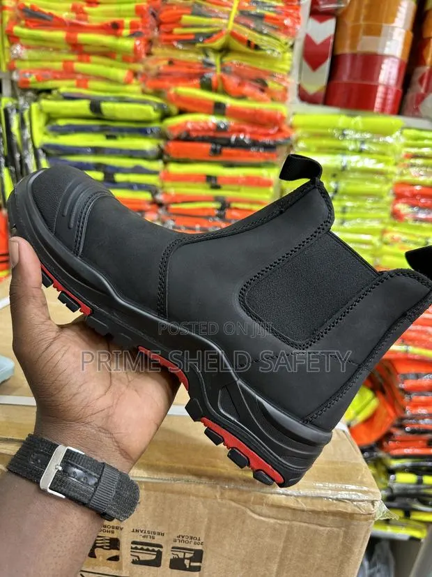 Black Slip-on Safety Boots Heavy Duty Industrial Work Boots · Photo 1