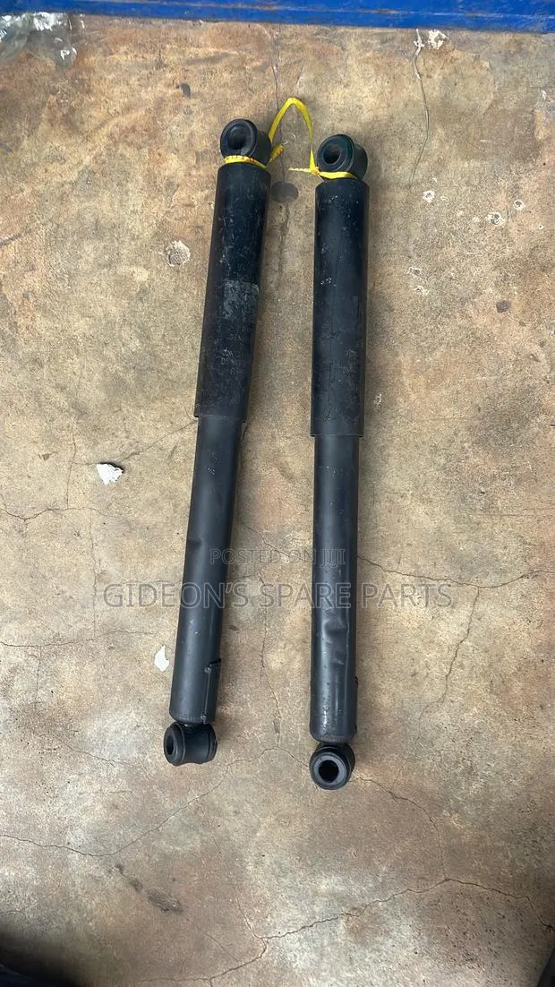 Toyota Coaster Back Shocks Absorbers · Photo 1
