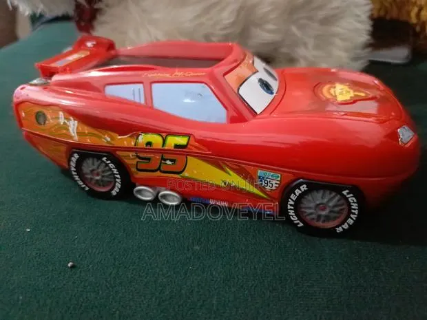Disney Lighting McQueen · Photo 1