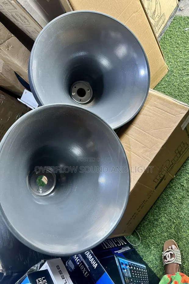 21 Inches Public Address Reflex Horns[Pair] · Photo 1